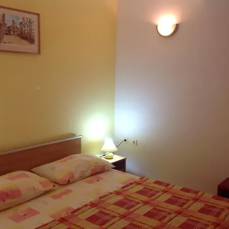 Apartment Belic Vinko- House *