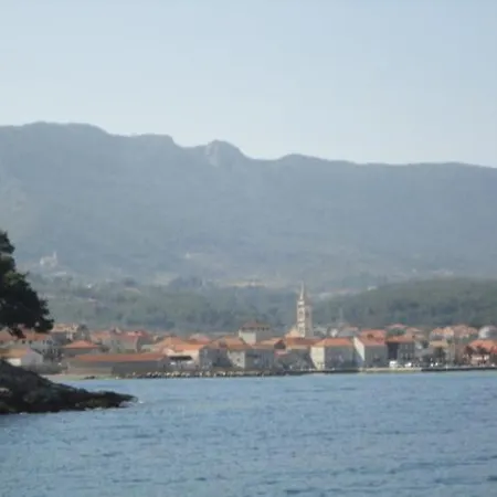 Belic Vinko- House * Jelsa (Hvar)