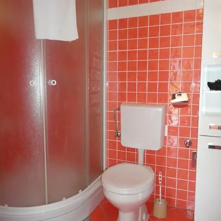 Apartment Belic Vinko- House Jelsa (Hvar)
