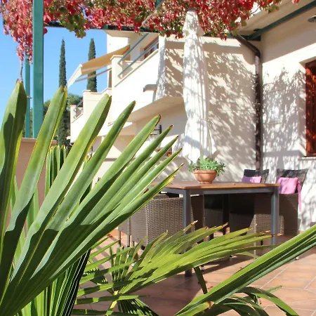Belic Vinko- House * Jelsa (Hvar)