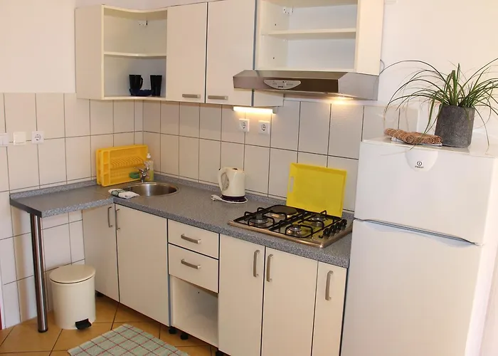 Belic Vinko- House * Jelsa (Hvar)