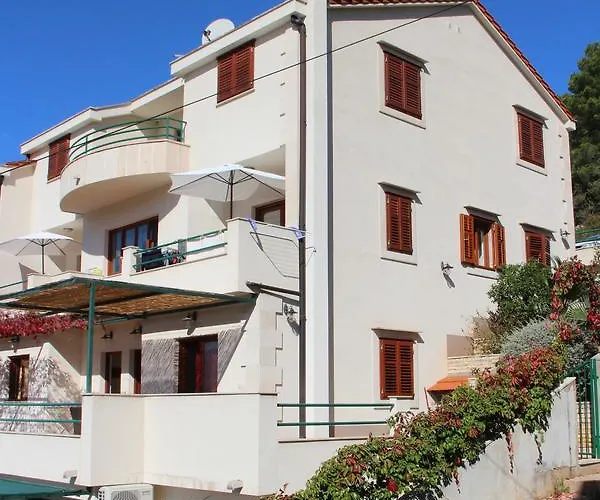 Belic Vinko- House * Jelsa (Hvar)